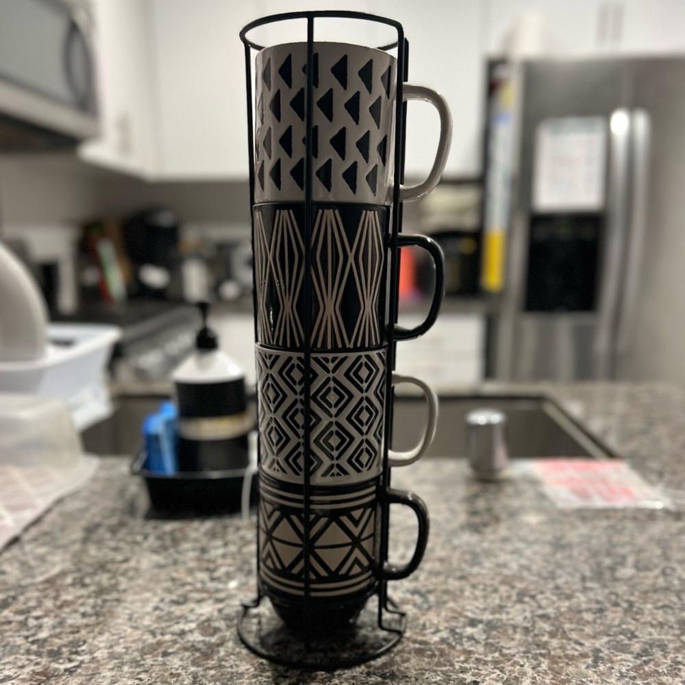 mug 4 set stacking black and white design